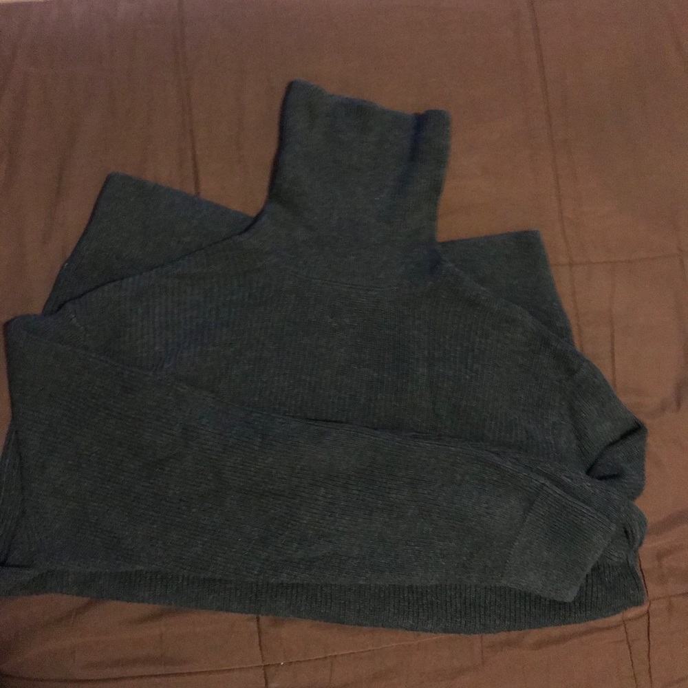 H &M Mens sweater,black, L size